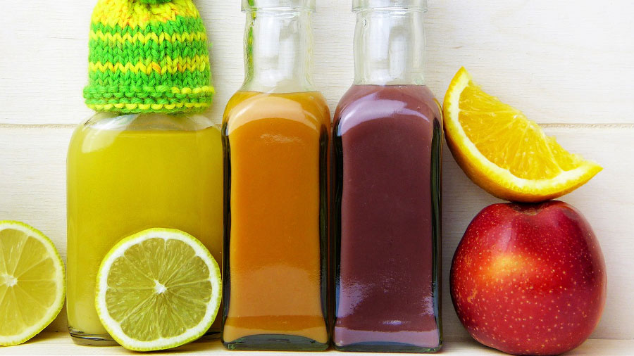 bottigliedi succhi di frutta per diete detox